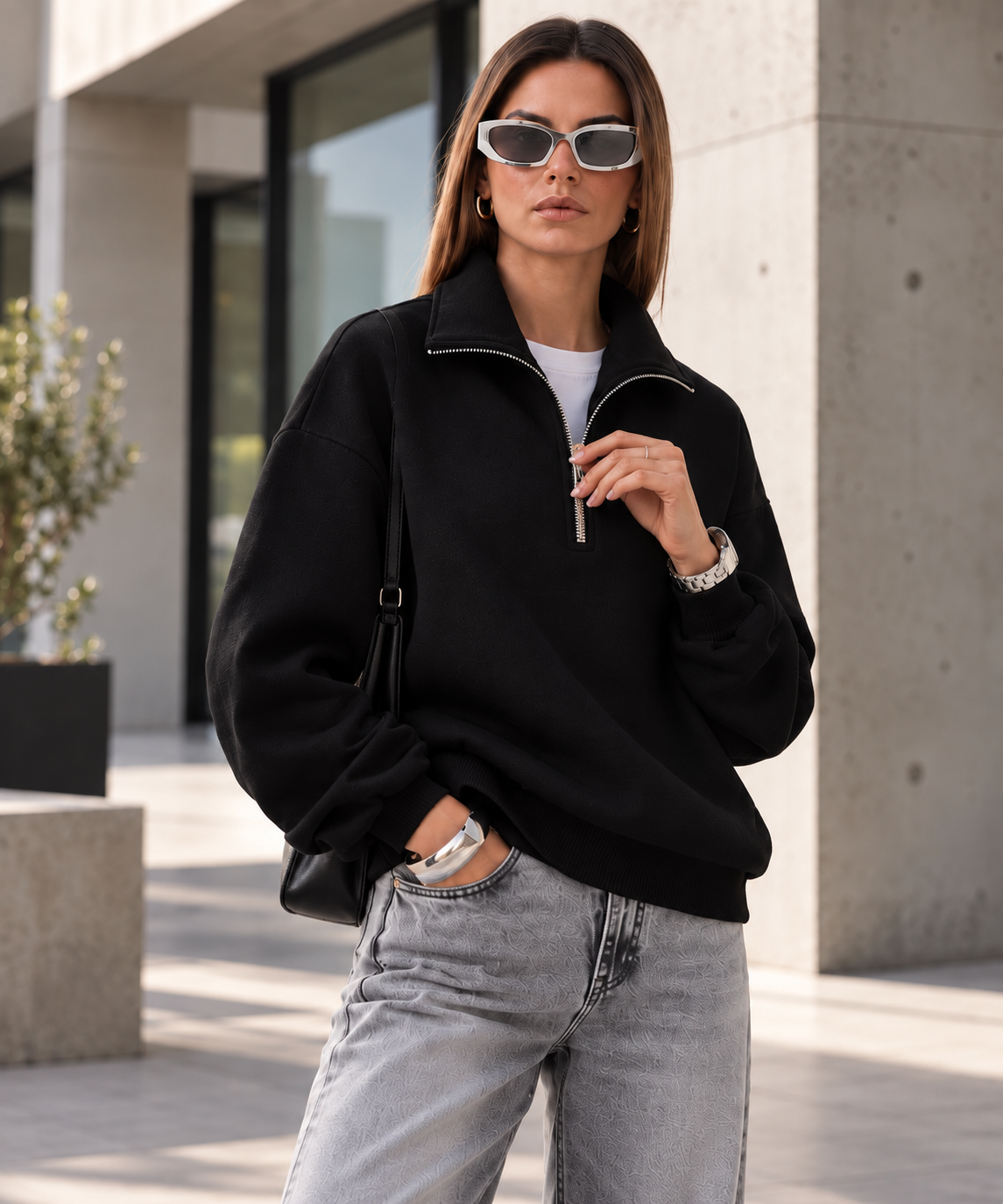 Elaris Oversized Half-Zip Sweatshirt